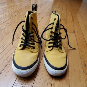 Doc Martens womens airware sneakers size 7
